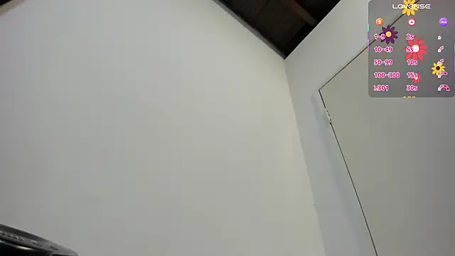 Snapshot of mirandaduboiss chatting on 03.02.26 mirandaduboiss online show from 03.02.26