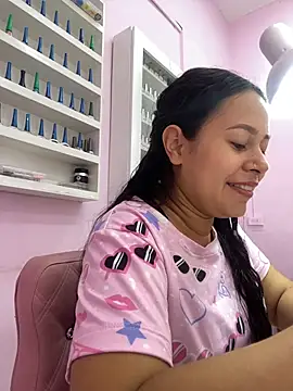 PaulaCruz01 online show from 11.12.25