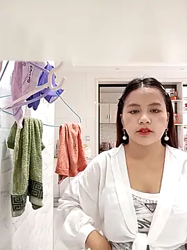 love-xx online show from 10.29.25