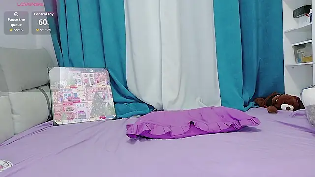 Snapshot of BK_PINK1021 chatting on 11.26.25 BK PINK1021 online show from 11.26.25