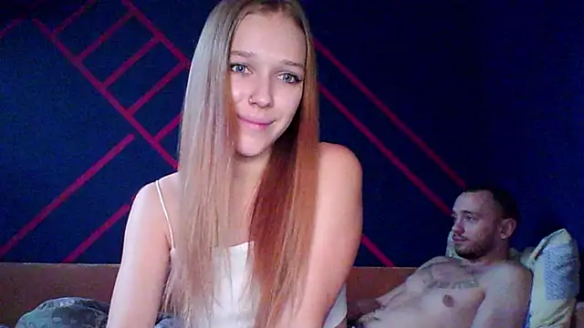 Snapshot of mari_martin chatting on 11.12.25 mari martin online show from 11.12.25