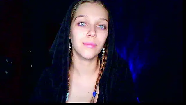 Snapshot of mari_martin chatting on 11.16.25 mari martin online show from 11.16.25