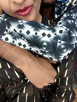 Snapshot of CoupleShow_432 chatting on 02.01.26 CoupleShow 432 online show from 02.01.26