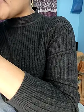 Snapshot of CoupleShow_432 chatting on 02.01.26 CoupleShow 432 online show from 02.01.26