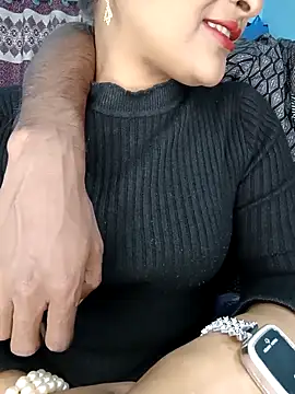 Snapshot of CoupleShow_432 chatting on 02.05.26 CoupleShow 432 online show from 02.05.26