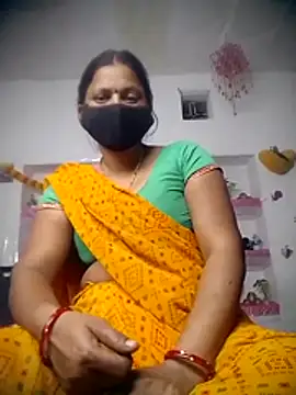 Snapshot of QRESABABY chatting on 11.02.25 QRESABABY online show from 11.02.25