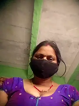 Snapshot of QRESABABY chatting on 11.09.25 QRESABABY online show from 11.09.25