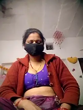 Snapshot of QRESABABY chatting on 11.13.25 QRESABABY online show from 11.13.25