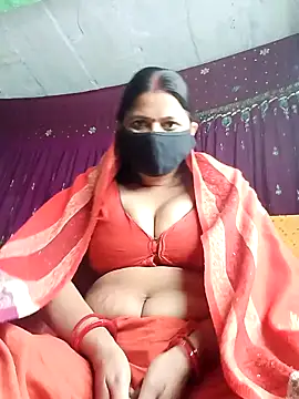 Snapshot of QRESABABY chatting on 11.21.25 QRESABABY online show from 11.21.25