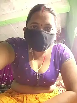 Snapshot of QRESABABY chatting on 11.29.25 QRESABABY online show from 11.29.25