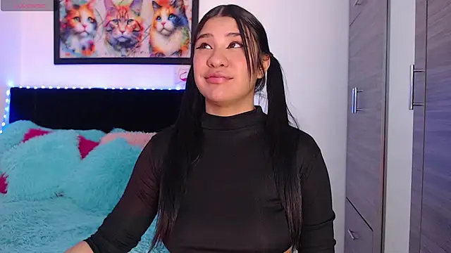 Snapshot of tiana_storm1 chatting on 10.28.25 tiana storm1 online show from 10.28.25