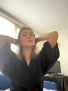   Emely   online show from 10.23.25