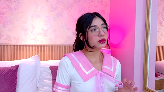 Snapshot of AdelineJhones chatting on 11.26.25 AdelineJhones online show from 11.26.25