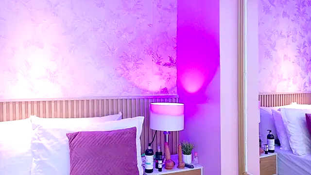 Snapshot of AdelineJhones chatting on 12.05.25 AdelineJhones online show from 12.05.25