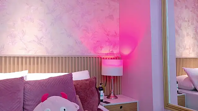 AdelineJhones online show from 03.10.26