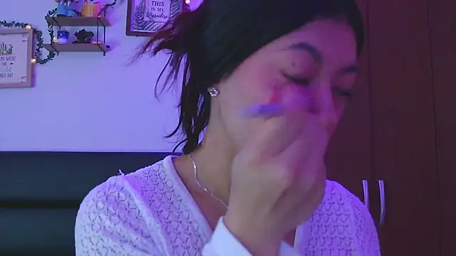 LissyM online show from 12.14.25