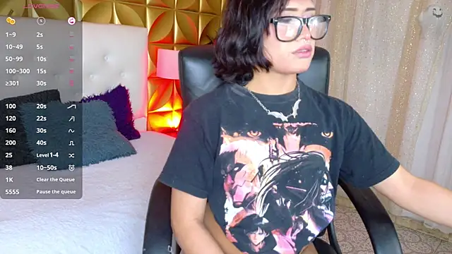 Velvet Sin  online show from 11.11.25