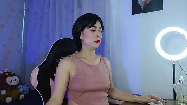 Snapshot of antonella_ed chatting on 05.12.26 antonella ed online show from 05.12.26