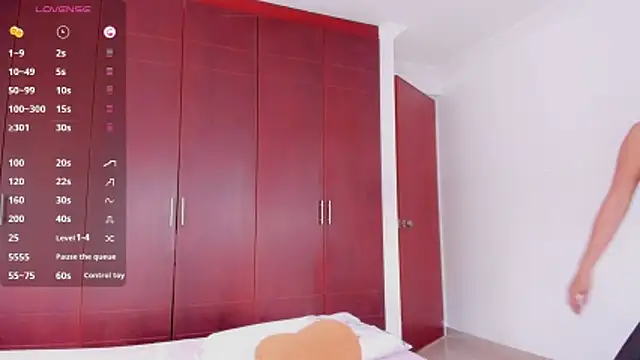 Snapshot of _Anastasia_28 chatting on 12.17.25 Anastasia 28 online show from 12.17.25