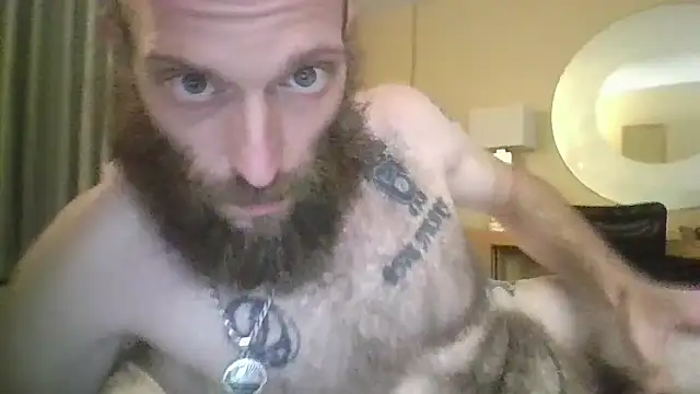 Snapshot of KosherCo313 chatting on 10.30.25 KosherCo313 online show from 10.30.25