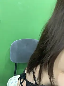Snapshot of JuNi-Li chatting on 08.08.26 JuNi-Li online show from 08.08.26