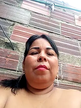 Snapshot of mother2-divorced chatting on 04.30.26 mother2-divorced online show from 04.30.26