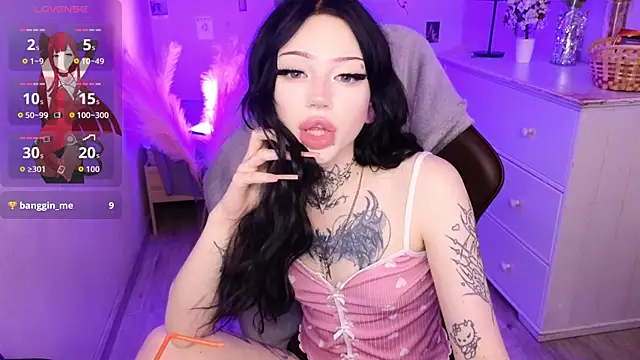 Emma Kirks online show from 07.02.26