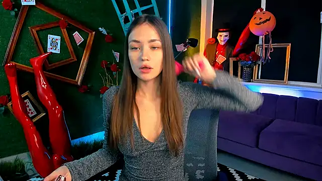 lollyrais online show from 10.23.25