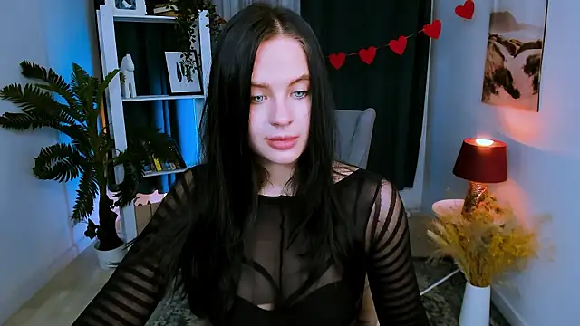 AriaThorn online show from 02.21.26