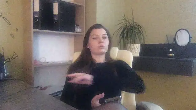 DollyRoma online show from 11.07.25