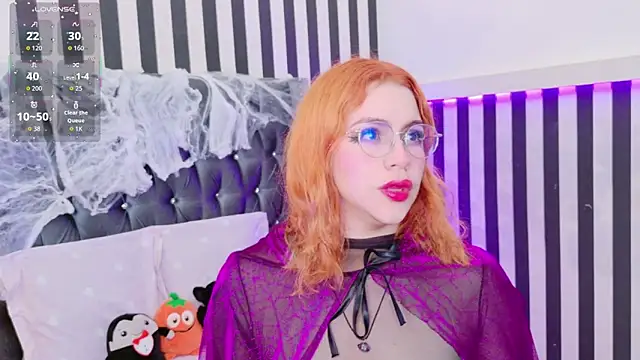 Snapshot of sussiestrawberry chatting on 11.01.25 sussiestrawberry online show from 11.01.25