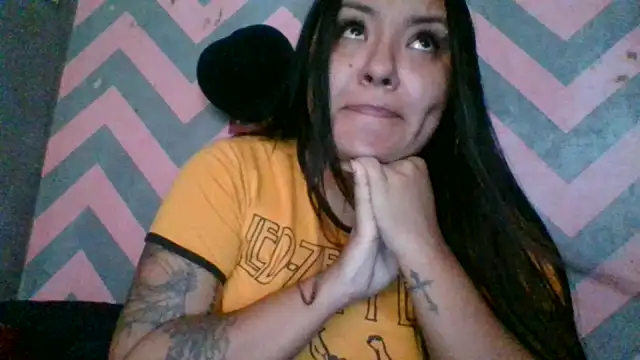 Jennifersbodyy online show from 11.04.25