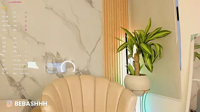 Snapshot of Fyre_divine chatting on 11.22.25 Fyre divine online show from 11.22.25