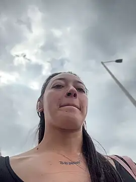 Lia  white online show from 11.12.25