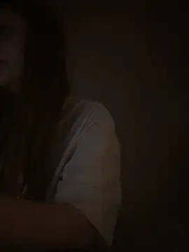 Snapshot of elliepixie chatting on 05.17.26 elliepixie online show from 05.17.26