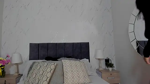 sophie duval online show from 10.26.25