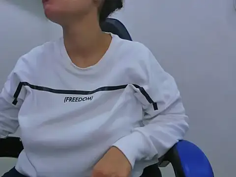 agata18  online show from 01.12.26