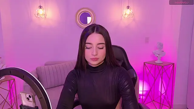 Ariana Monroe01 online show from 11.14.25