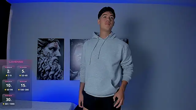 Snapshot of PabloCast_ chatting on 10.27.25 PabloCast  online show from 10.27.25