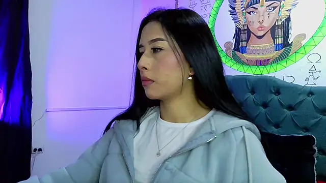 Snapshot of melissa__dolce chatting on 11.12.25 melissa dolce online show from 11.12.25