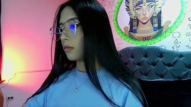 Snapshot of melissa__dolce chatting on 11.27.25 melissa dolce online show from 11.27.25