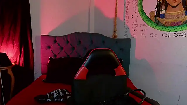 Snapshot of melissa__dolce chatting on 02.24.26 melissa dolce online show from 02.24.26