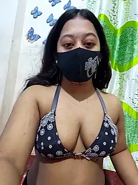 Raisa09 online show from 10.27.25