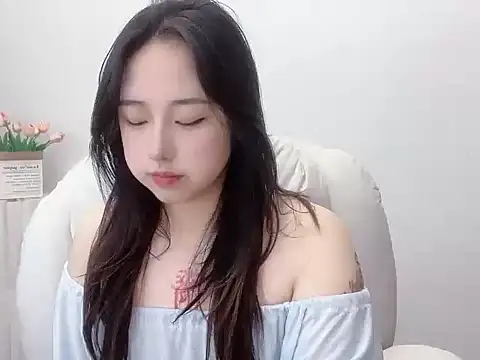 Love-hanzaizai718 online show from 10.25.25