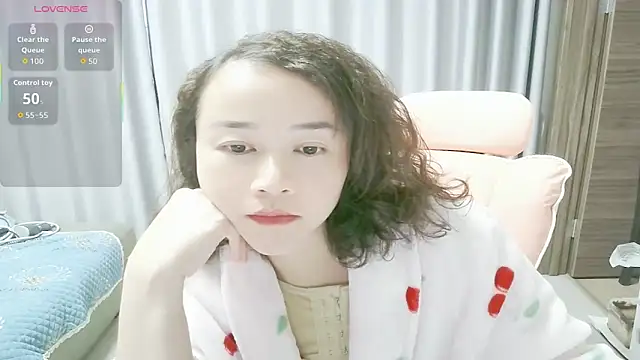 Snapshot of Doit6 chatting on 11.18.25 Doit6 online show from 11.18.25