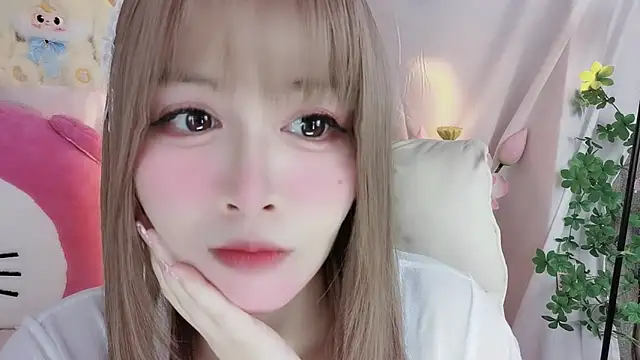 Snapshot of -zhuzhu-999- chatting on 11.22.25 -zhuzhu-999- online show from 11.22.25