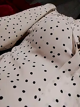 TRIEUTRIEU20 online show from 10.29.25