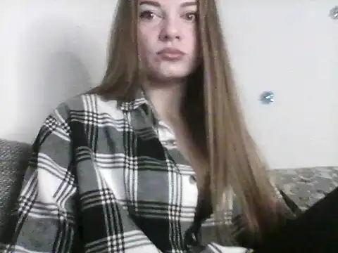 EllaMoonlight online show from 11.06.25