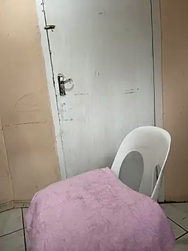 Nicole bash online show from 12.21.25