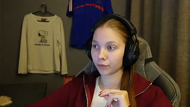 Snapshot of Softixq chatting on 11.15.25 Softixq online show from 11.15.25